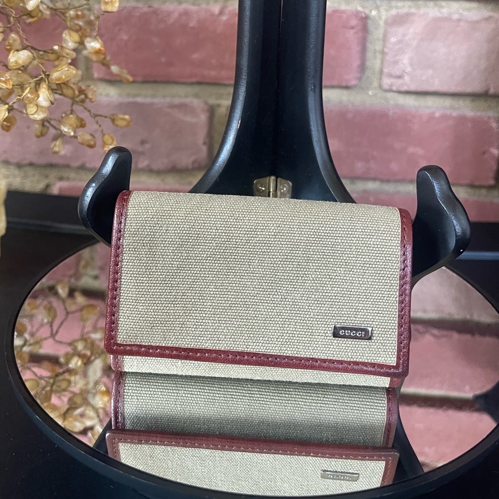 🔥AUTHENTIC 🔥GUCCI 🔥KEY 🔥HOLDER 🔥